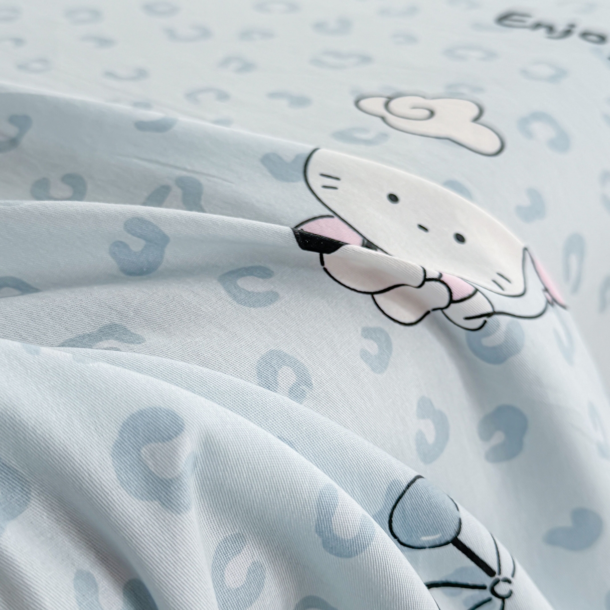 91家纺网 家纺一手货源 找家纺 小蓝孩家纺 2026新款12868全棉印花单床单(联系商家可打折，尺寸可定制) 豹纹猫咪