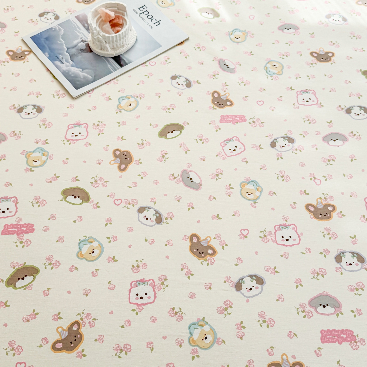 91家纺网 家纺一手货源 找家纺 小蓝孩家纺 2026新款12868全棉印花单床单(联系商家可打折，尺寸可定制) 萌宠伙伴