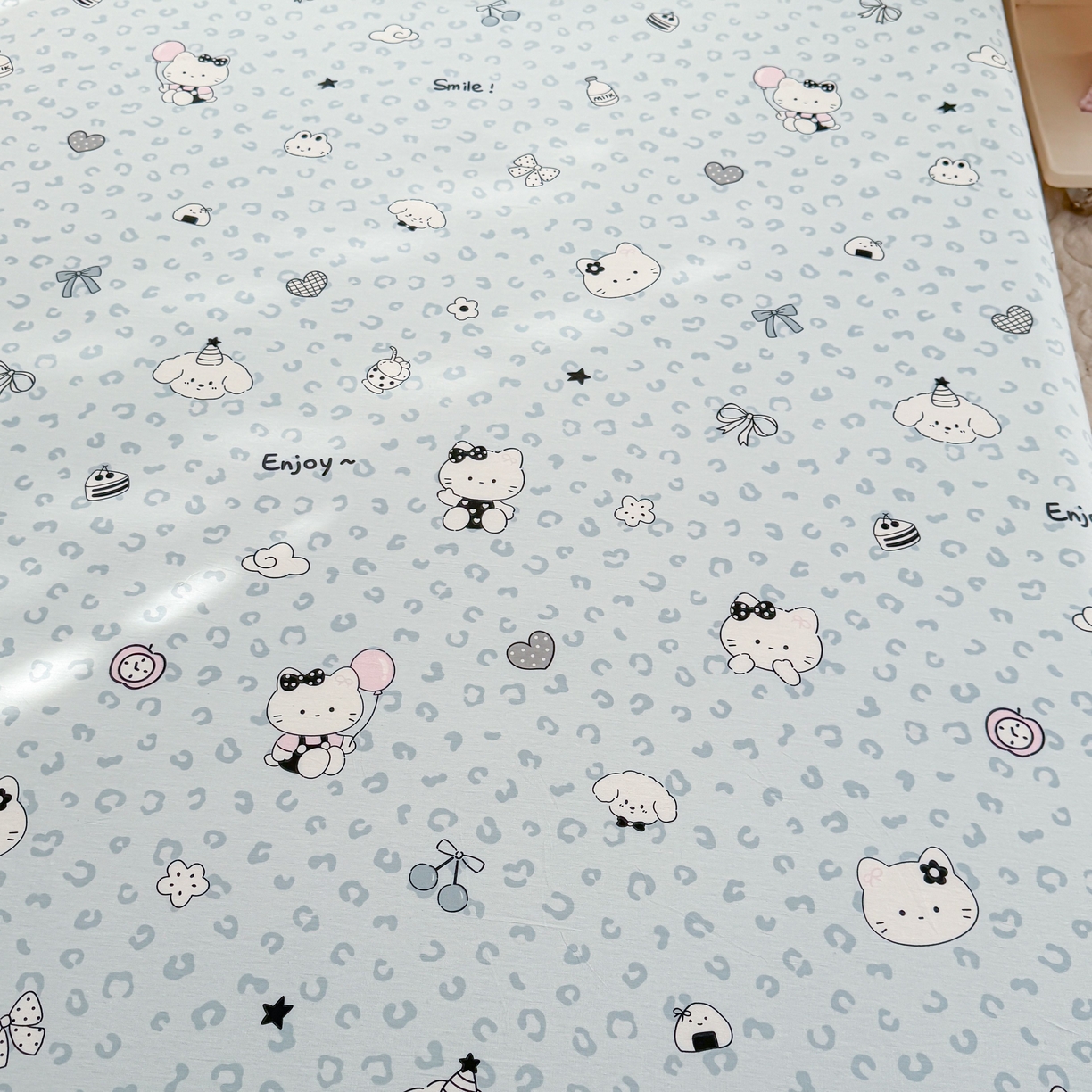 91家纺网 家纺一手货源 找家纺 小蓝孩家纺 2026新款12868全棉印花单床单(联系商家可打折，尺寸可定制) 豹纹猫咪