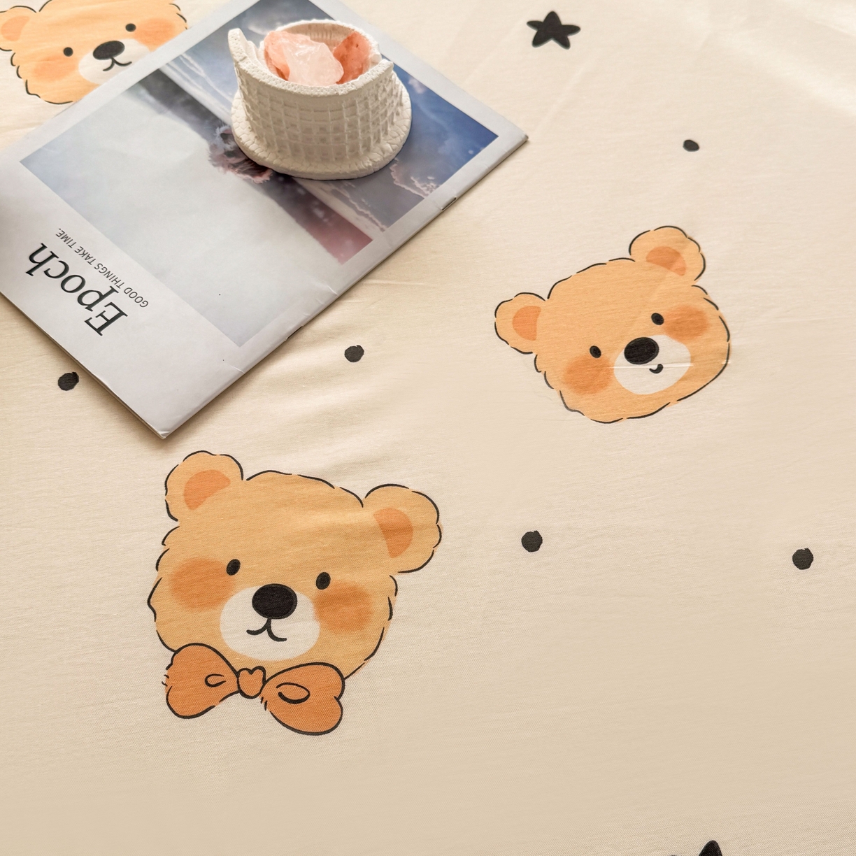 91家纺网 家纺一手货源 找家纺 小蓝孩家纺 2026新款12868全棉印花单床单(联系商家可打折，尺寸可定制) 领结熊宝