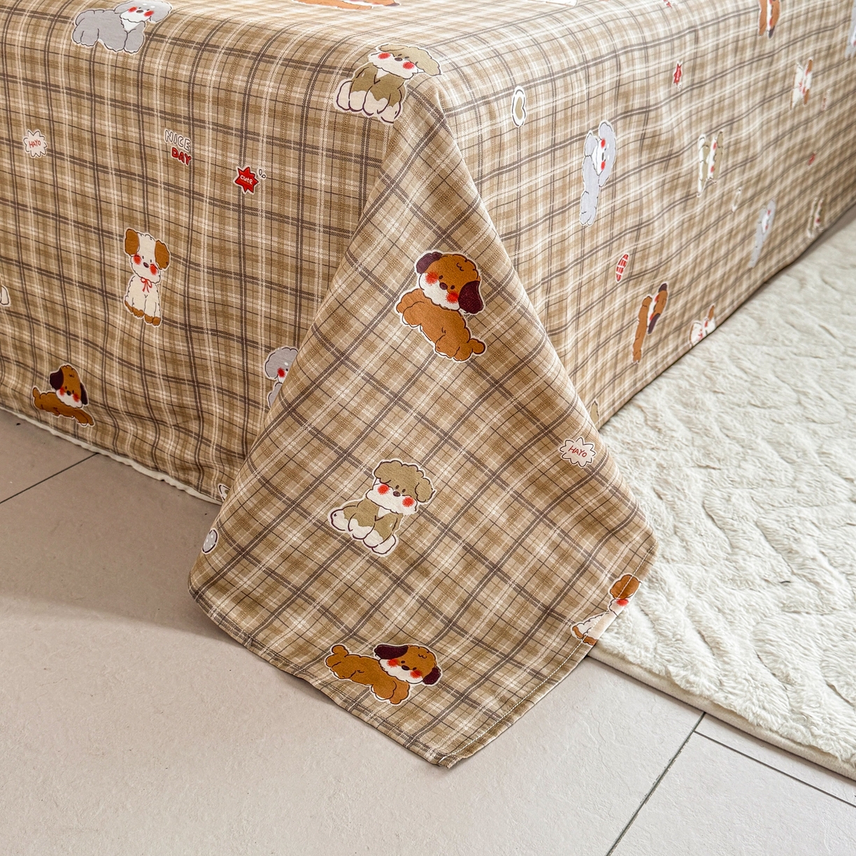 91家纺网 家纺一手货源 找家纺 小蓝孩家纺 2026新款12868全棉印花单床单(联系商家可打折，尺寸可定制) 哈哈狗