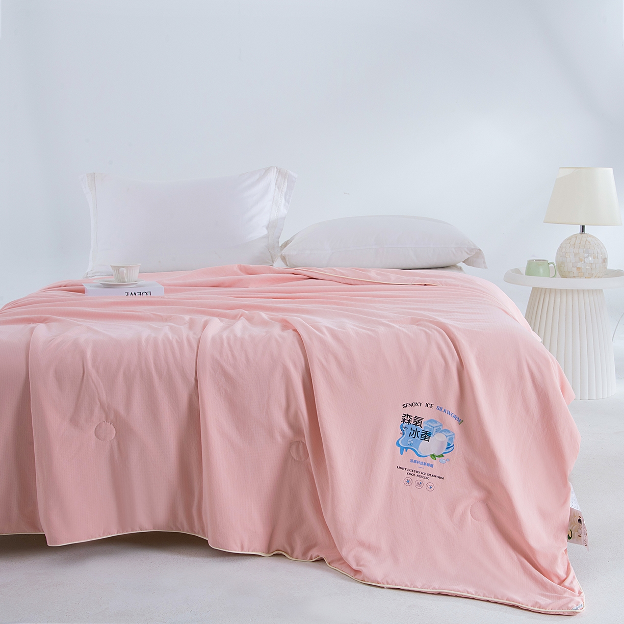 91家纺网 家纺一手货源 找家纺 禹祥家纺 2026新款冰氧桑蚕丝空调被夏凉被学生被蚕蛹蛋白被外贸跨境被子被芯直播爆款 西瓜粉