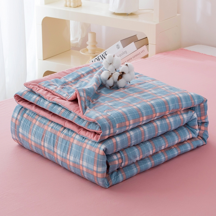 91家纺网 家纺一手货源 找家纺 禹祥家纺 2026新款水洗棉A类100%新疆棉花填充夏被可机洗空调被夏凉被学生被被子被芯 洛卡-蓝