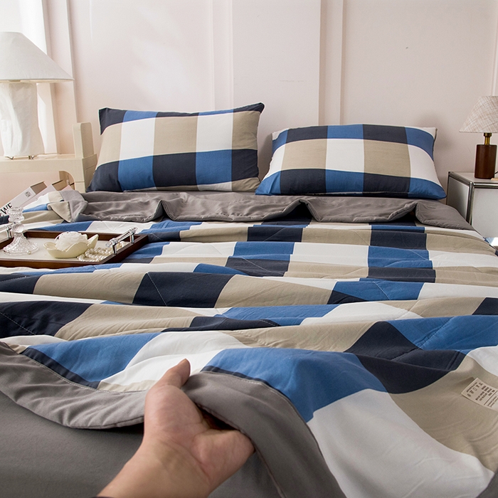 91家纺网 家纺一手货源 找家纺 禹祥家纺 2026新款水洗棉A类100%新疆棉花填充夏被可机洗空调被夏凉被学生被被子被芯 烟灰大格