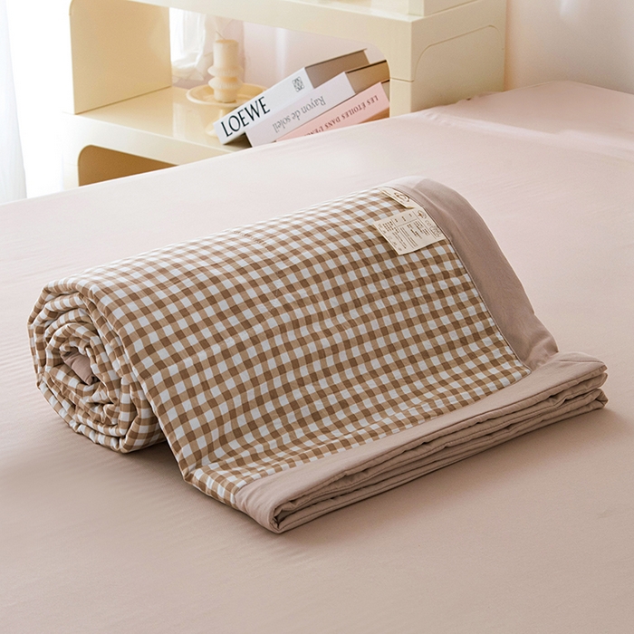 91家纺网 家纺一手货源 找家纺 禹祥家纺 2026新款水洗棉A类100%新疆棉花填充夏被可机洗空调被夏凉被学生被被子被芯 浅米小格