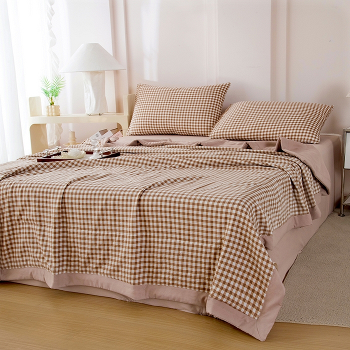 91家纺网 家纺一手货源 找家纺 禹祥家纺 2026新款水洗棉A类100%新疆棉花填充夏被可机洗空调被夏凉被学生被被子被芯 浅米小格