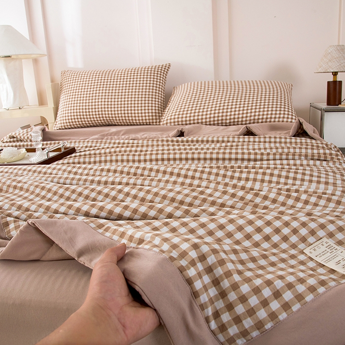 91家纺网 家纺一手货源 找家纺 禹祥家纺 2026新款水洗棉A类100%新疆棉花填充夏被可机洗空调被夏凉被学生被被子被芯 浅米小格