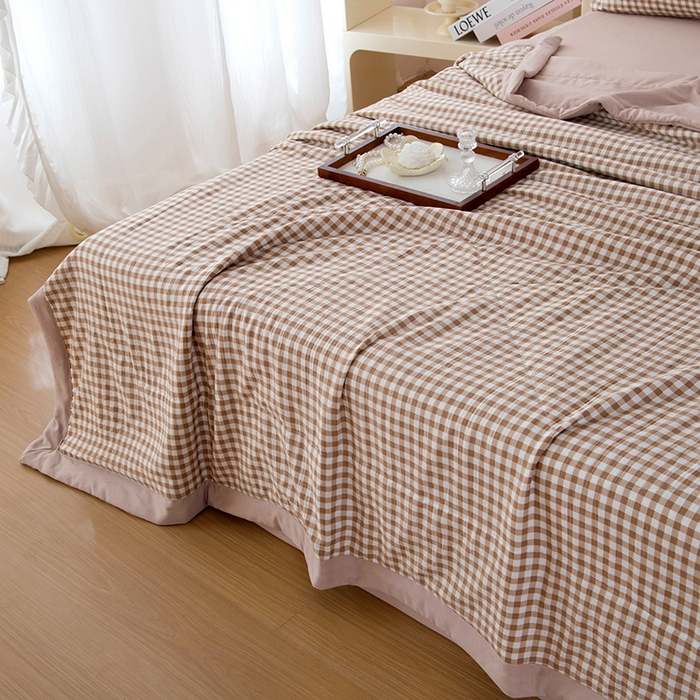 91家纺网 家纺一手货源 找家纺 禹祥家纺 2026新款水洗棉A类100%新疆棉花填充夏被可机洗空调被夏凉被学生被被子被芯 浅米小格