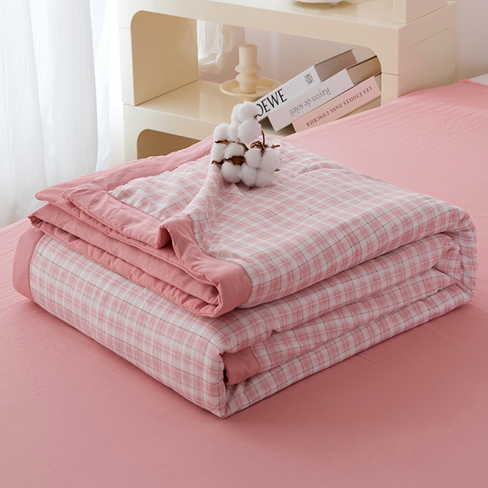 91家纺网 家纺一手货源 找家纺 禹祥家纺 2026新款水洗棉A类100%新疆棉花填充夏被可机洗空调被夏凉被学生被被子被芯 爱莎-粉