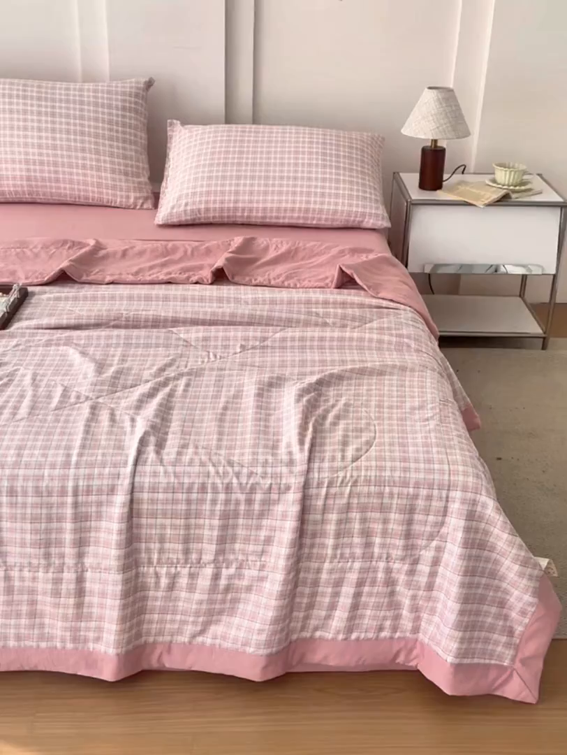 91家纺网 家纺一手货源 找家纺 禹祥家纺 2026新款水洗棉A类100%新疆棉花填充夏被可机洗空调被夏凉被学生被被子被芯 爱莎-粉