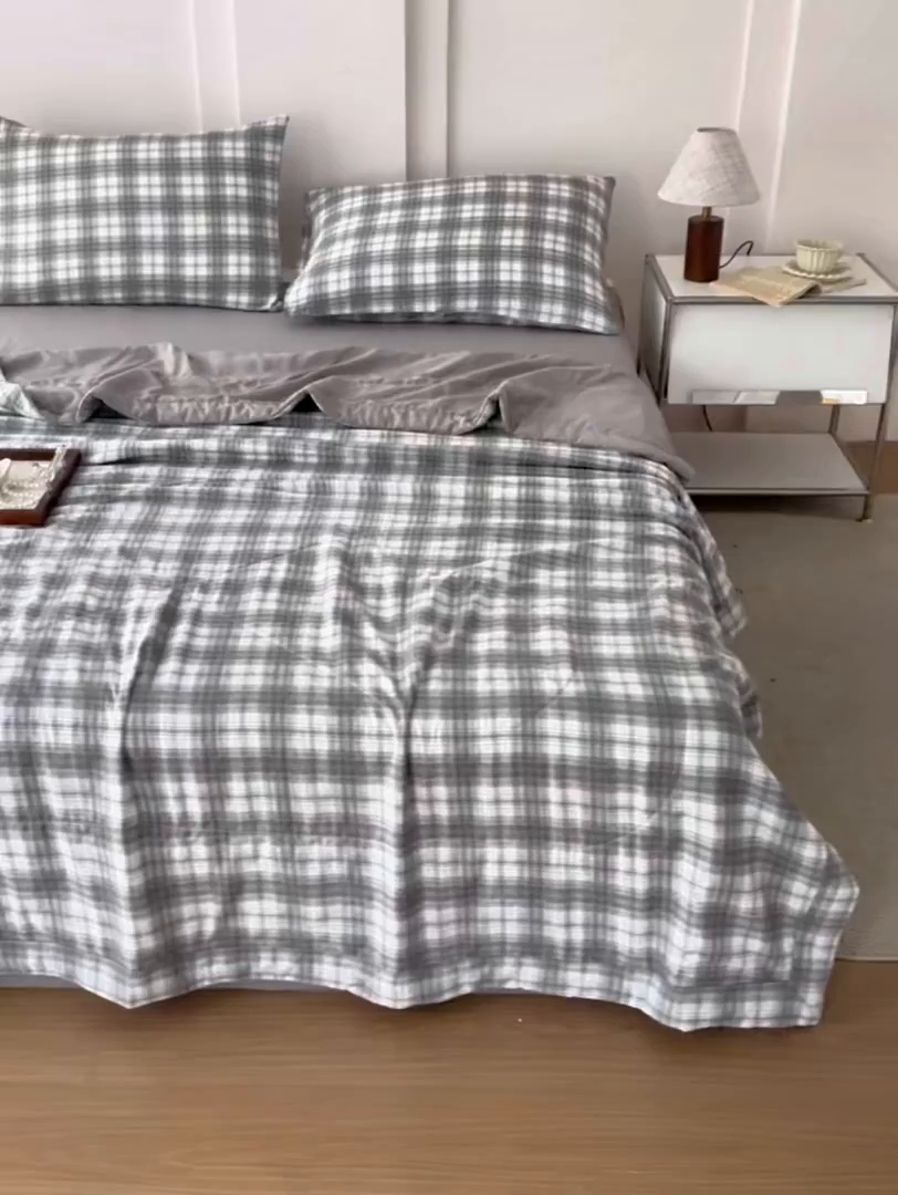 91家纺网 家纺一手货源 找家纺 禹祥家纺 2026新款水洗棉A类100%新疆棉花填充夏被可机洗空调被夏凉被学生被被子被芯 艾琳-灰