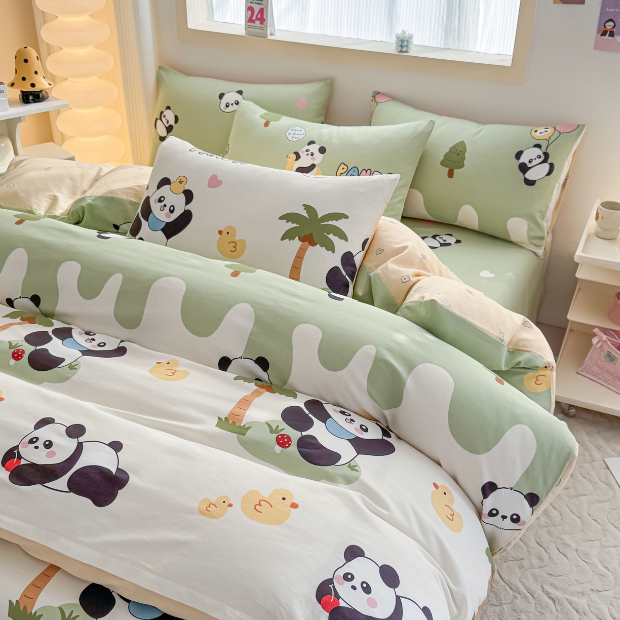 91家纺网 家纺一手货源 找家纺 小蓝孩家纺 2026新款12868全棉纯棉印花四件套（联系商家可打折，尺寸可定制） 熊猫鸭鸭乐-绿