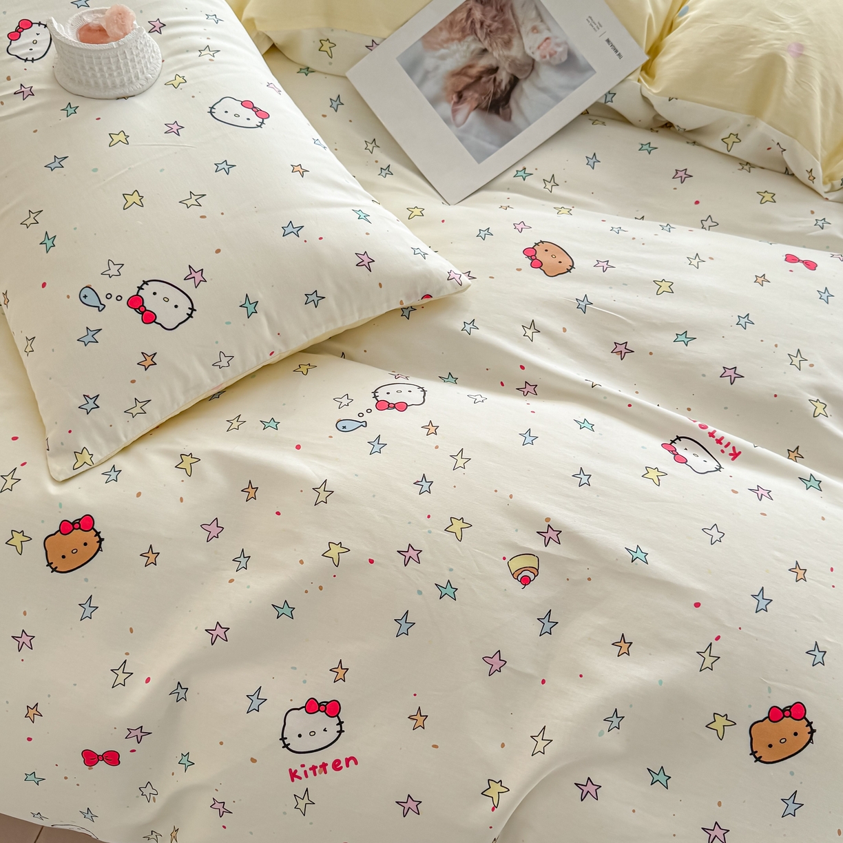 91家纺网 家纺一手货源 找家纺 小蓝孩家纺 2026新款12868全棉纯棉印花四件套（联系商家可打折，尺寸可定制） 星星凯蒂猫