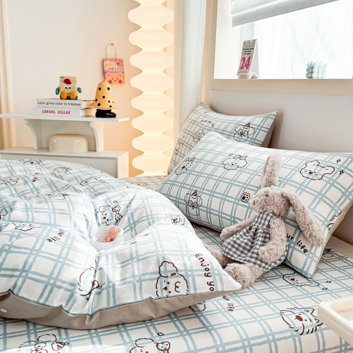 91家纺网 家纺一手货源 找家纺 小蓝孩家纺 2026新款12868全棉纯棉印花四件套（联系商家可打折，尺寸可定制） 忧郁棕熊