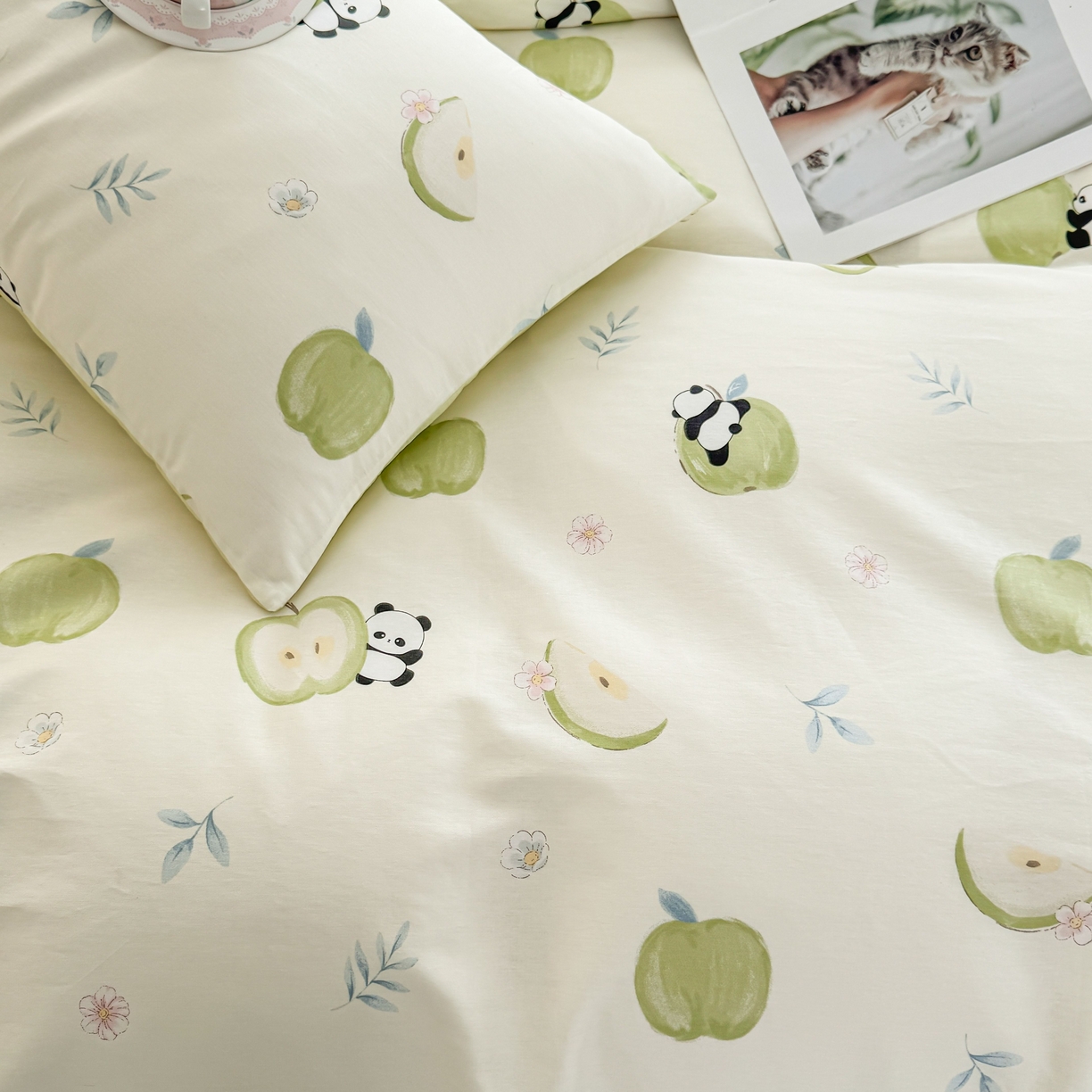 91家纺网 家纺一手货源 找家纺 小蓝孩家纺 2026新款12868全棉纯棉印花四件套（联系商家可打折，尺寸可定制） 果味小森林