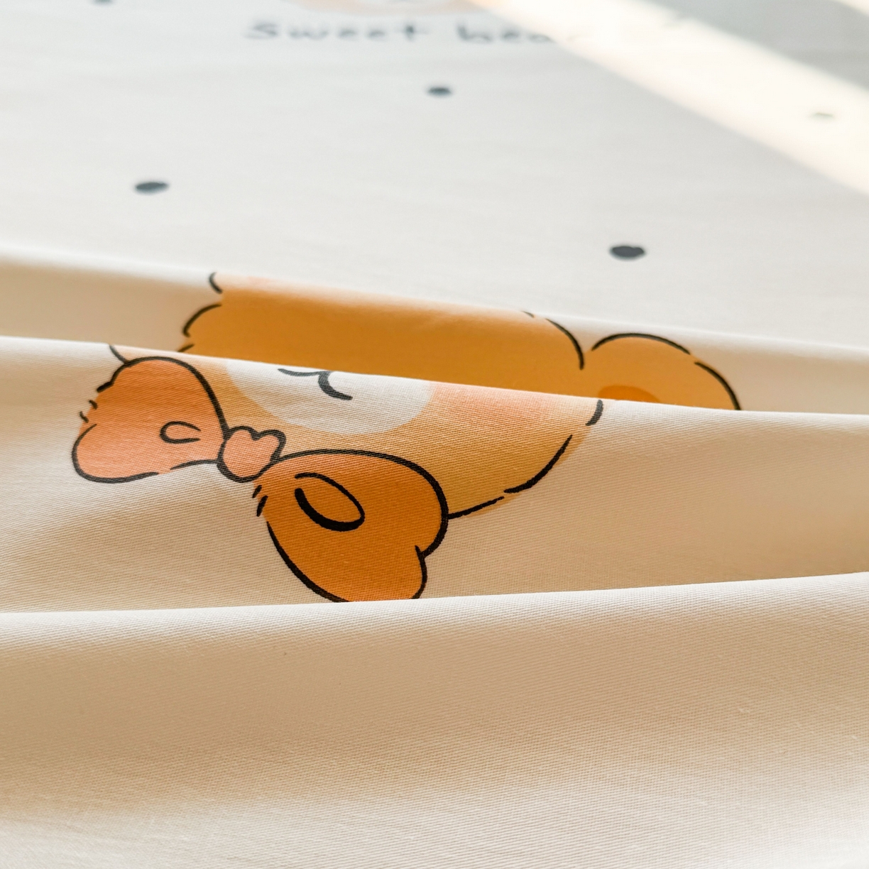 91家纺网 家纺一手货源 找家纺 小蓝孩家纺 2026新款12868全棉纯棉印花四件套（联系商家可打折，尺寸可定制） 领结熊宝