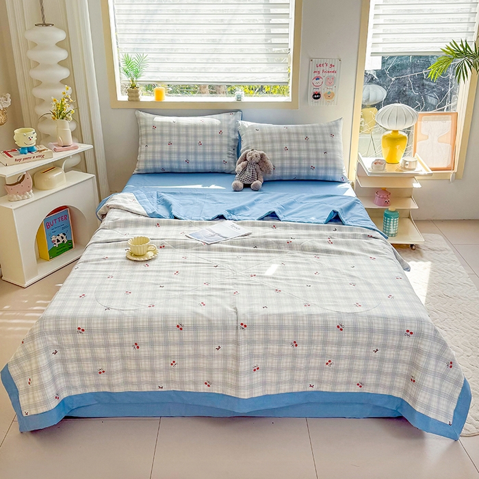 91家纺网 家纺一手货源 找家纺 禹祥家纺 （包质检）2026新款A类里外全棉新疆棉夏被夏凉被空调被儿童被 蓝格樱桃