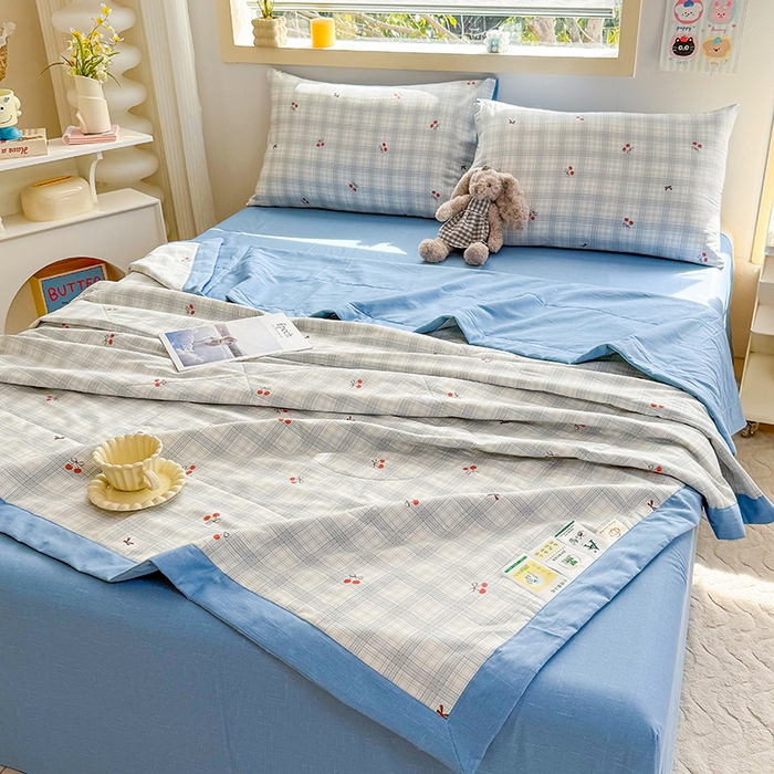 91家纺网 家纺一手货源 找家纺 禹祥家纺 （包质检）2026新款A类里外全棉新疆棉夏被夏凉被空调被儿童被 蓝格樱桃