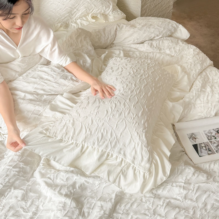 91家纺网 家纺一手货源 找家纺 豪美鑫 2026新款立体浮雕提花四件套 叶语系列 叶语-白色