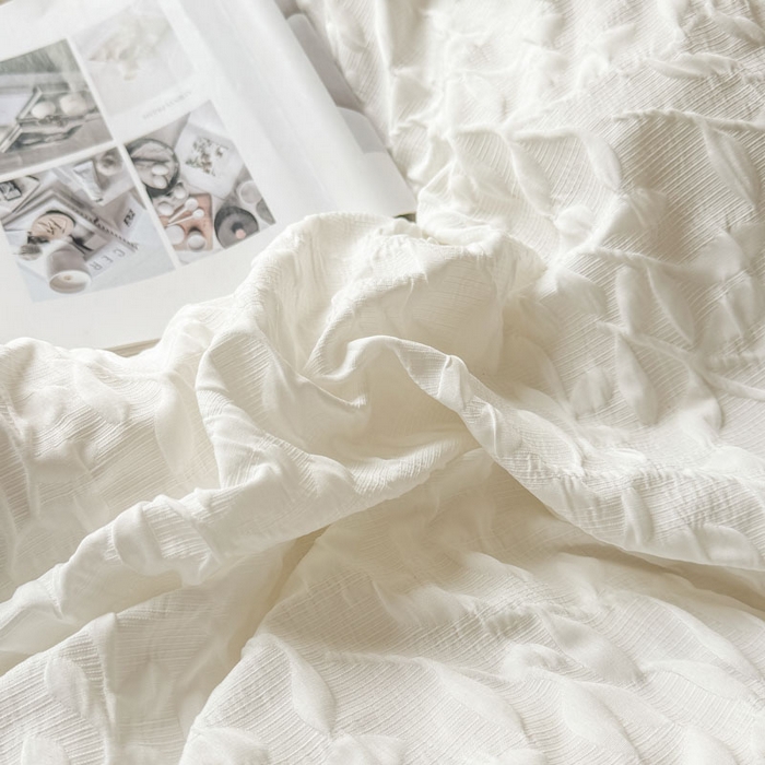 91家纺网 家纺一手货源 找家纺 豪美鑫 2026新款立体浮雕提花四件套 叶语系列 叶语-白色