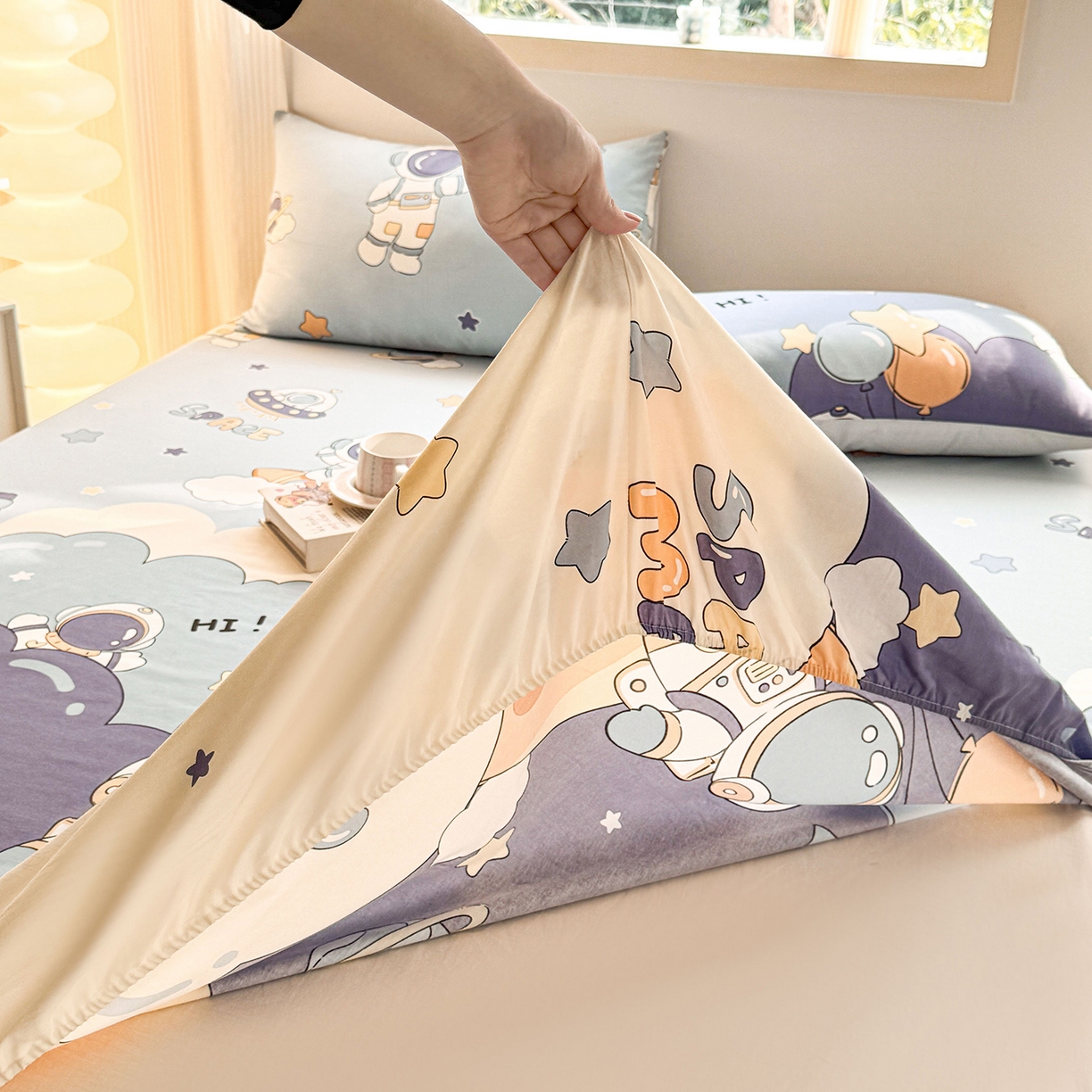 91家纺网 家纺一手货源 找家纺 小蓝孩家纺 2026新款12868全棉印花单床笠(联系商家可打折，尺寸可定制) 太空梦乐园