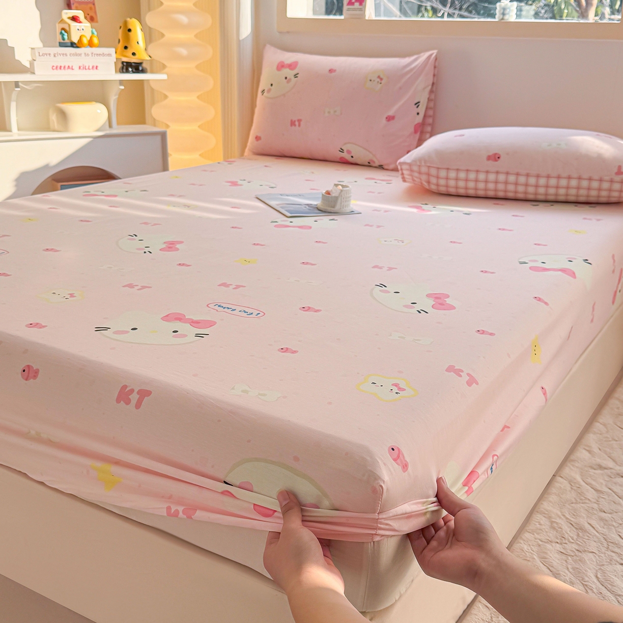 91家纺网 家纺一手货源 找家纺 小蓝孩家纺 2026新款12868全棉印花单床笠(联系商家可打折，尺寸可定制) 甜心猫咪