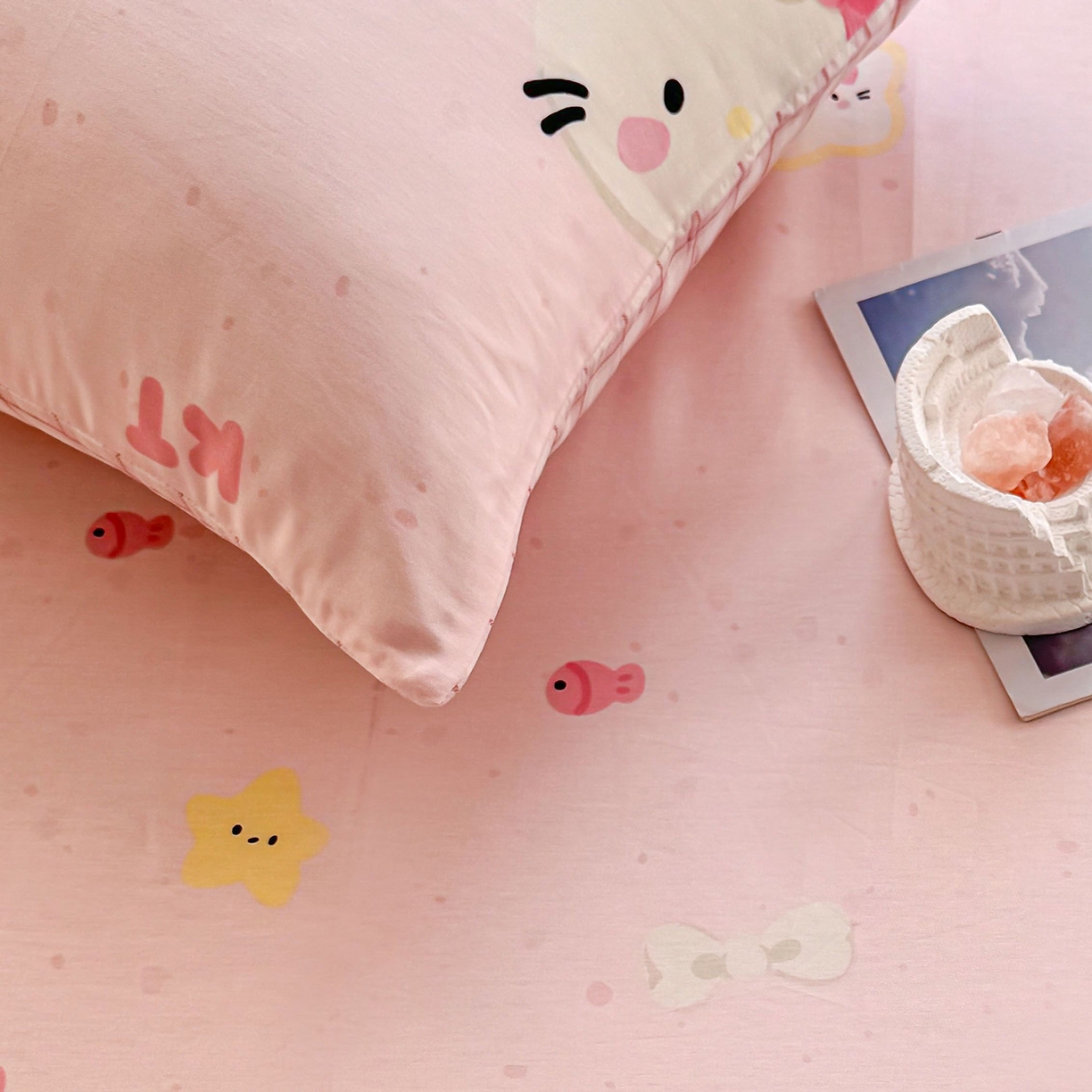 91家纺网 家纺一手货源 找家纺 小蓝孩家纺 2026新款12868全棉单人信封枕套(联系商家可打折，尺寸可定制) 甜心猫咪