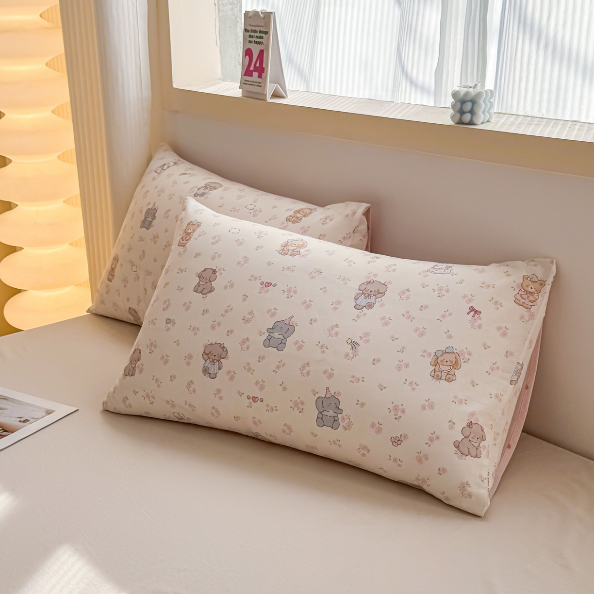 91家纺网 家纺一手货源 找家纺 小蓝孩家纺 2026新款12868全棉单人信封枕套(联系商家可打折，尺寸可定制) 奶酪幼儿园