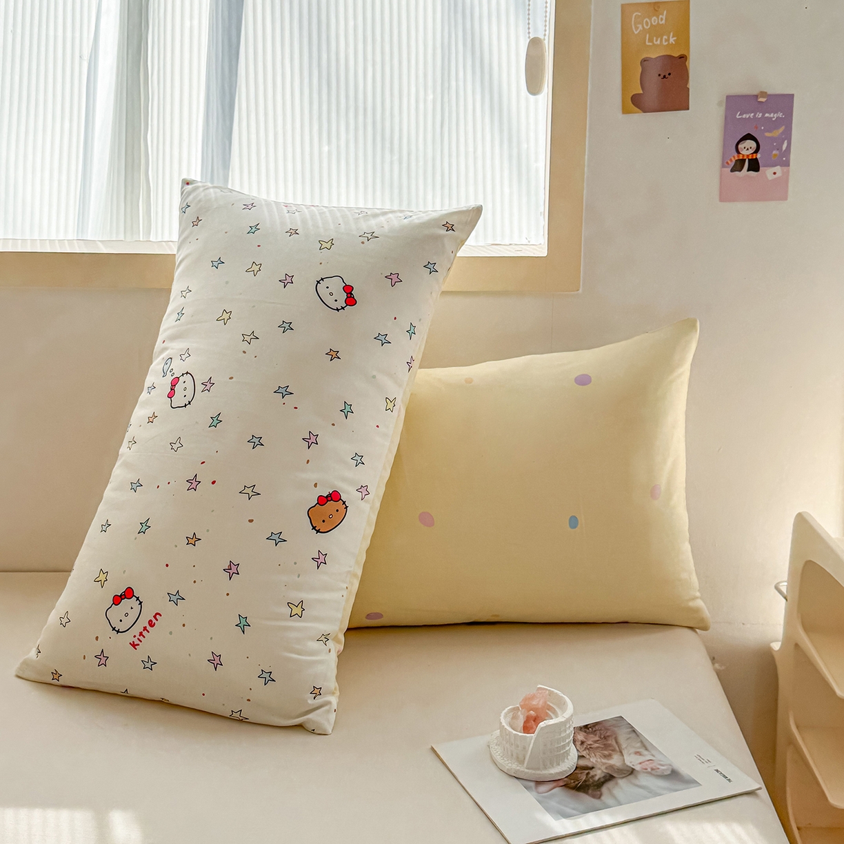 91家纺网 家纺一手货源 找家纺 小蓝孩家纺 2026新款12868全棉单人信封枕套(联系商家可打折，尺寸可定制) 星星凯蒂猫