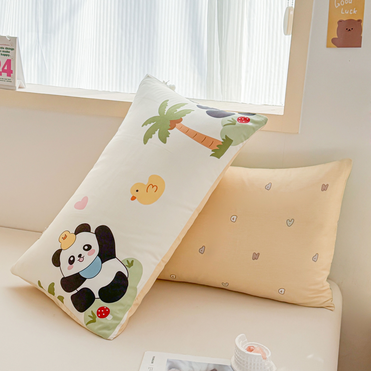 91家纺网 家纺一手货源 找家纺 小蓝孩家纺 2026新款12868全棉单人信封枕套(联系商家可打折，尺寸可定制) 熊猫鸭鸭乐-绿