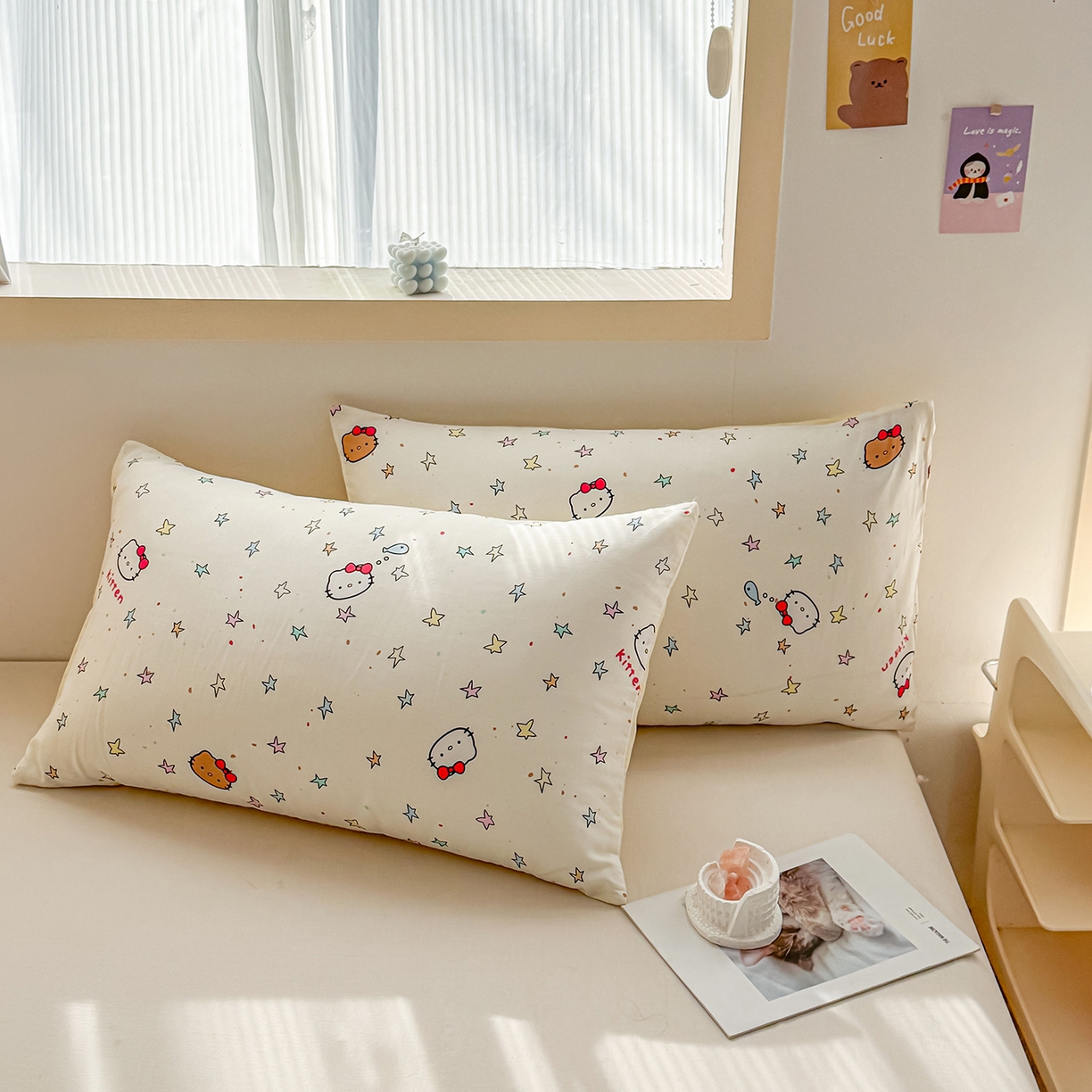 91家纺网 家纺一手货源 找家纺 小蓝孩家纺 2026新款12868全棉单人信封枕套(联系商家可打折，尺寸可定制) 星星凯蒂猫