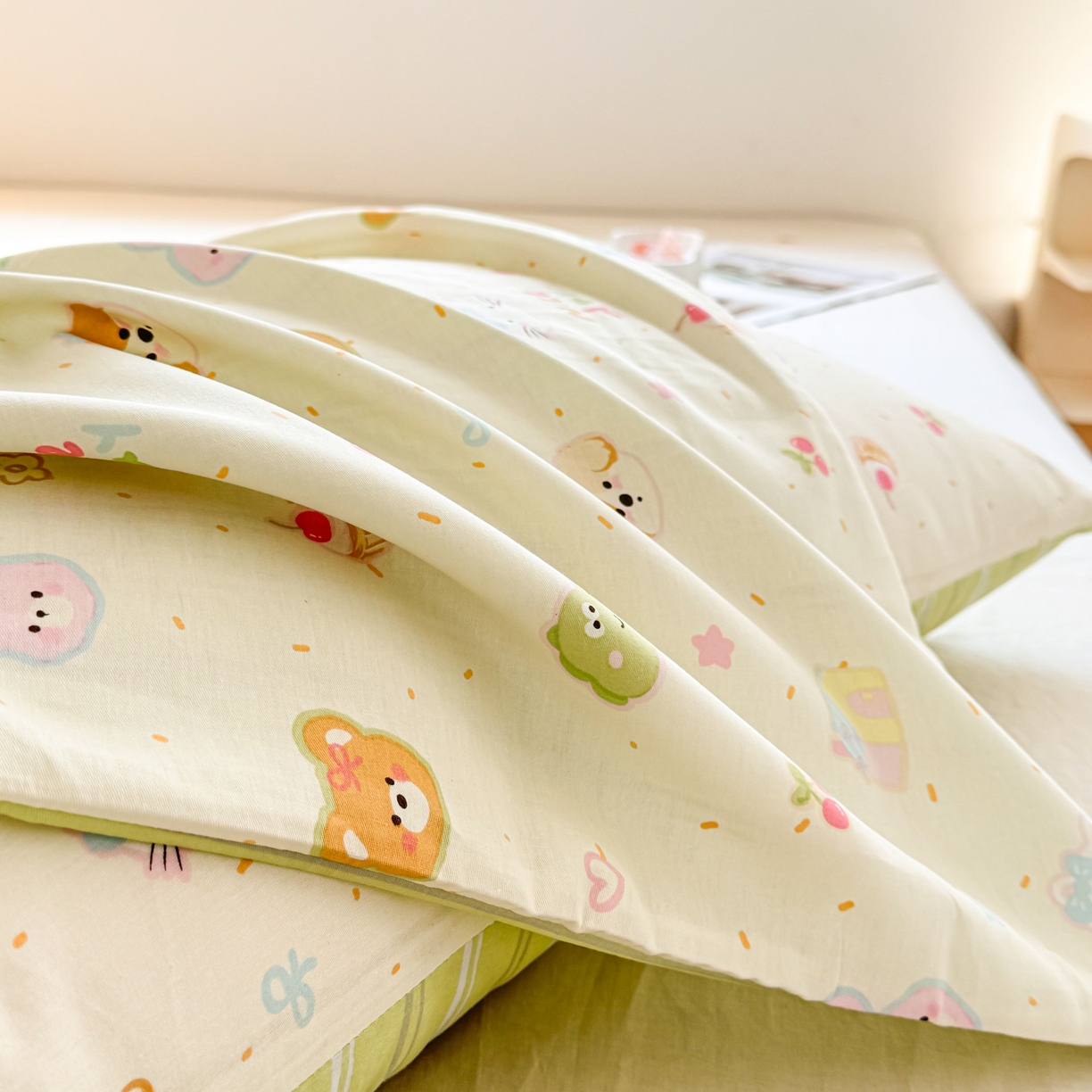 91家纺网 家纺一手货源 找家纺 小蓝孩家纺 2026新款12868全棉单人信封枕套(联系商家可打折，尺寸可定制) 假日小狗