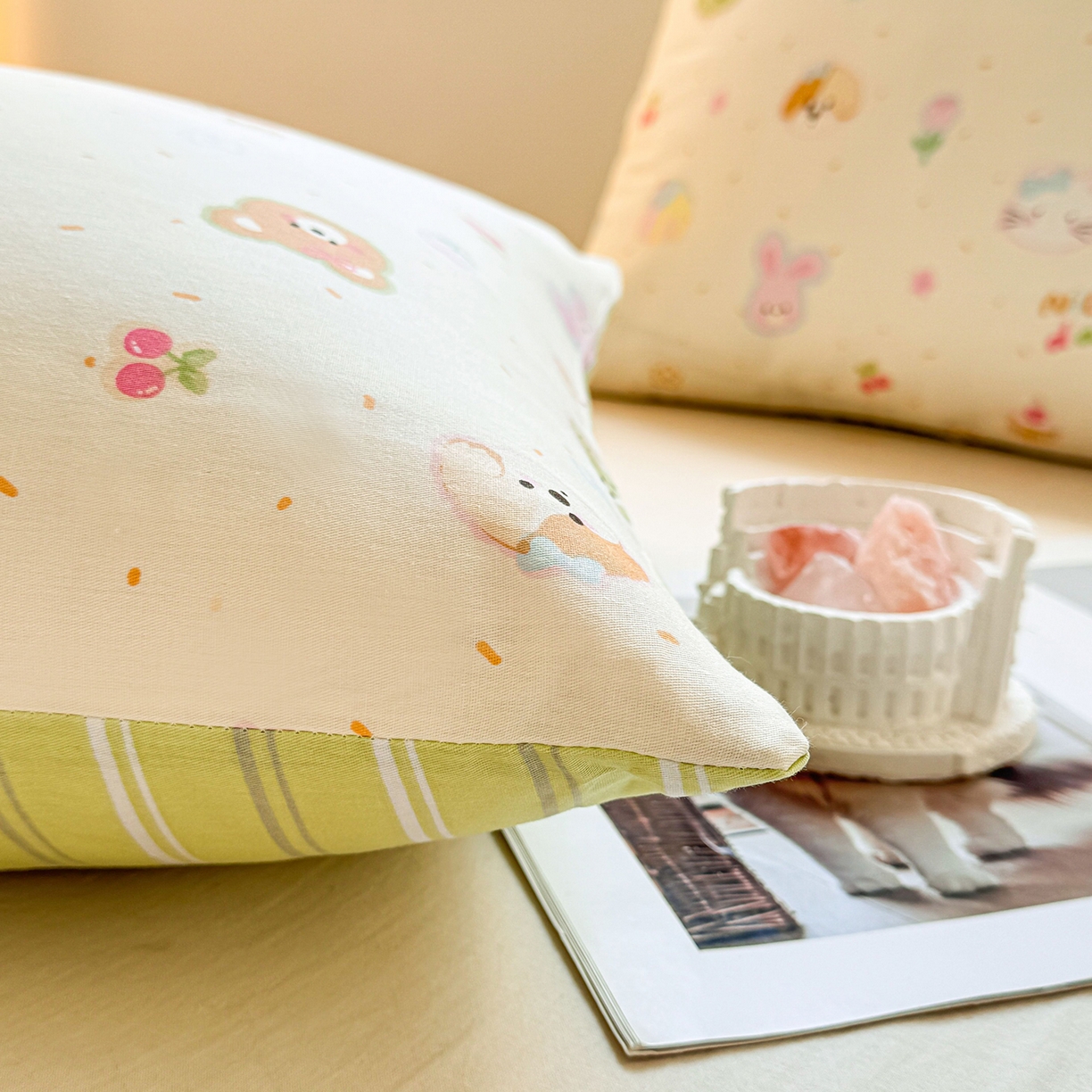 91家纺网 家纺一手货源 找家纺 小蓝孩家纺 2026新款12868全棉单人信封枕套(联系商家可打折，尺寸可定制) 假日小狗