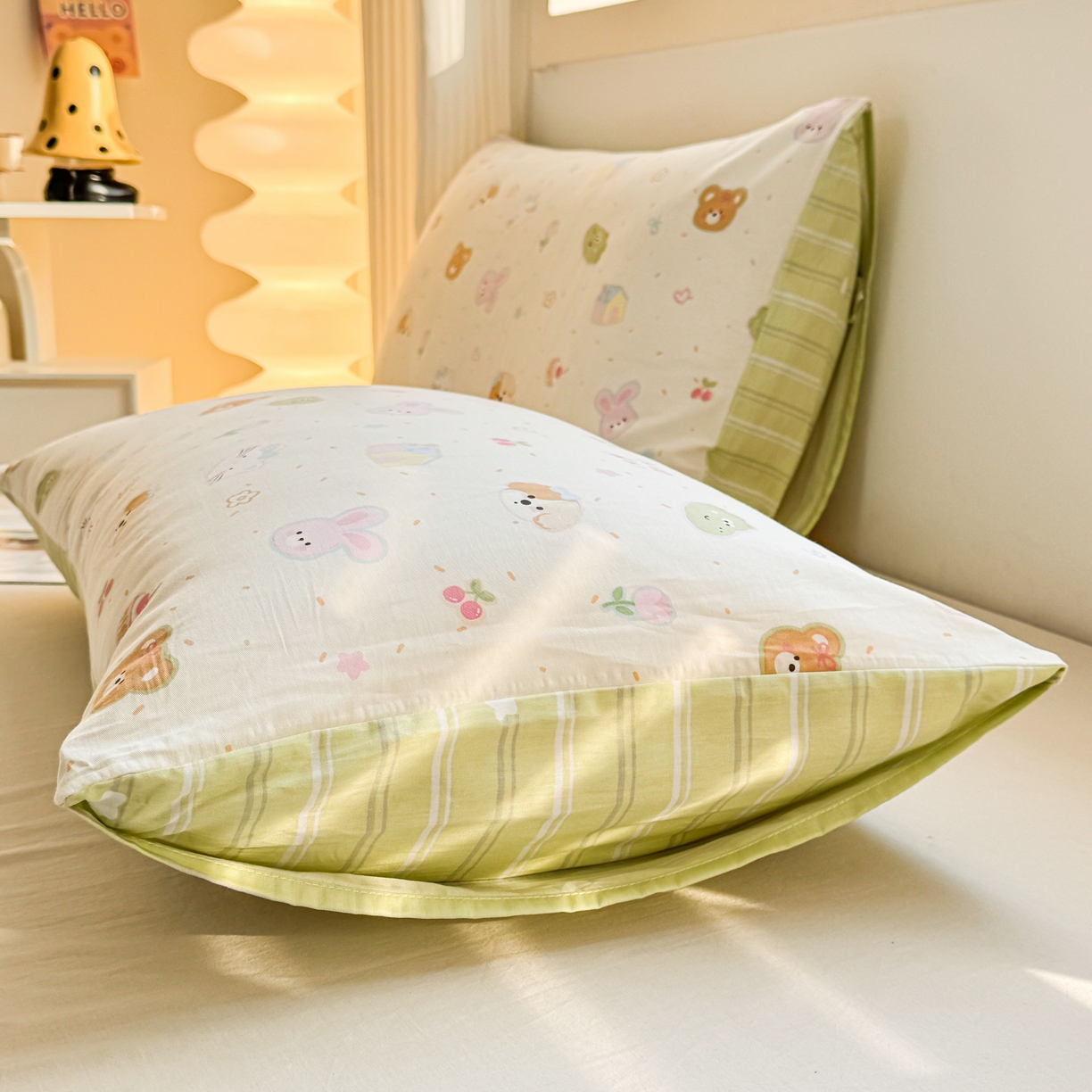 91家纺网 家纺一手货源 找家纺 小蓝孩家纺 2026新款12868全棉单人信封枕套(联系商家可打折，尺寸可定制) 假日小狗