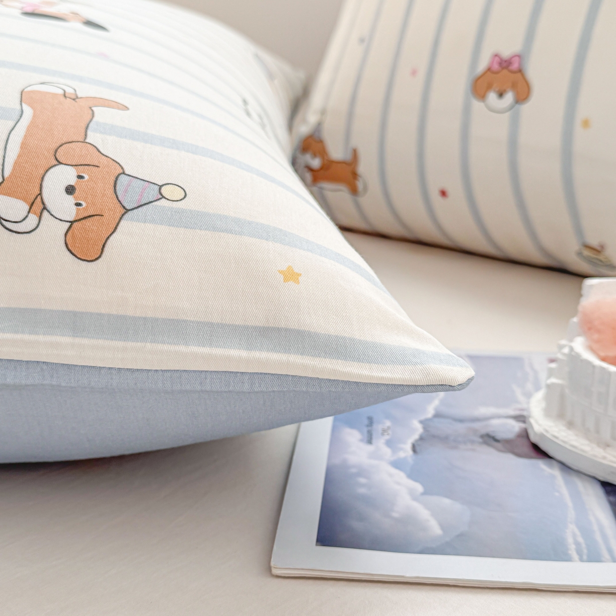 91家纺网 家纺一手货源 找家纺 小蓝孩家纺 2026新款12868全棉单人信封枕套(联系商家可打折，尺寸可定制) 糖纸童年