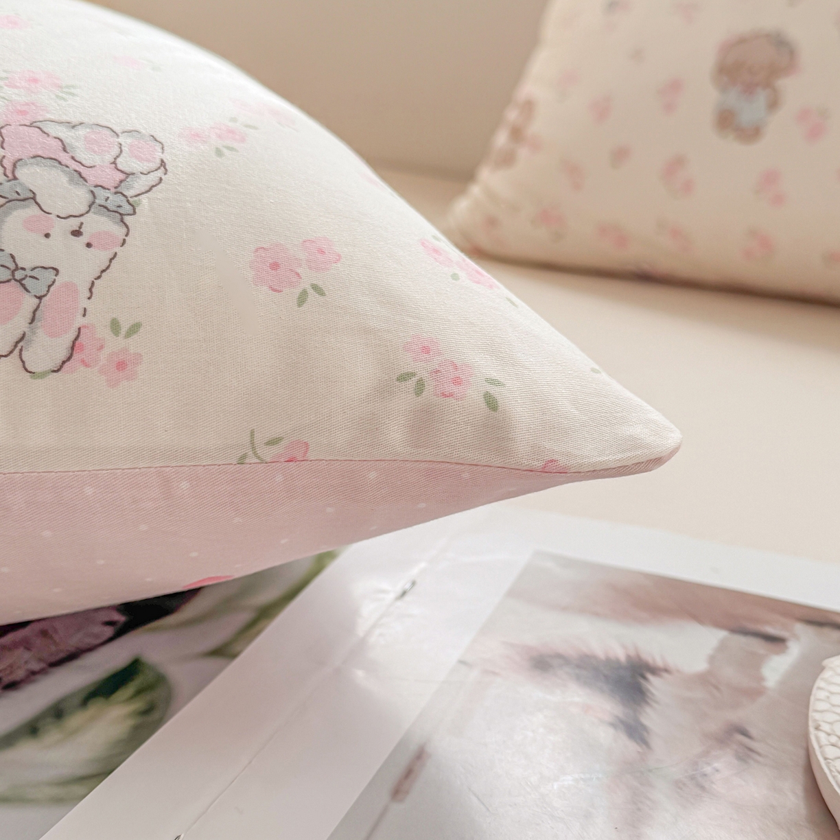 91家纺网 家纺一手货源 找家纺 小蓝孩家纺 2026新款12868全棉单人信封枕套(联系商家可打折，尺寸可定制) 奶酪幼儿园