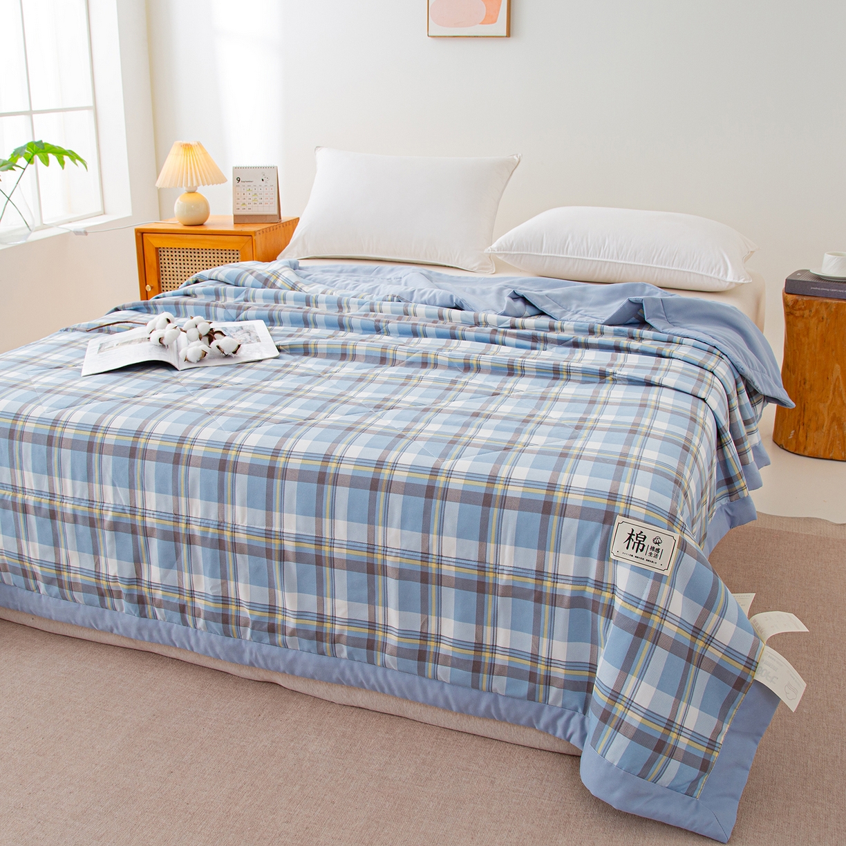 91家纺网 家纺一手货源 找家纺 美之润家纺 2026新款A类无印风100%新疆棉花夏被纯棉夏凉被空调被子薄被芯棉花 中格蓝