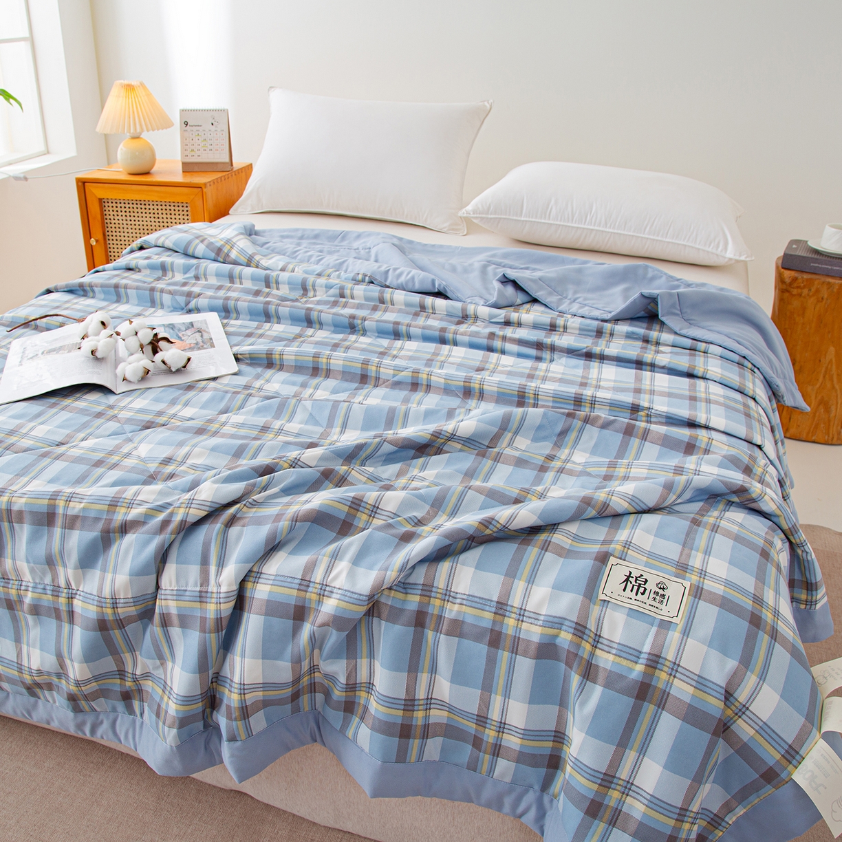 91家纺网 家纺一手货源 找家纺 美之润家纺 2026新款A类无印风100%新疆棉花夏被纯棉夏凉被空调被子薄被芯棉花 中格蓝