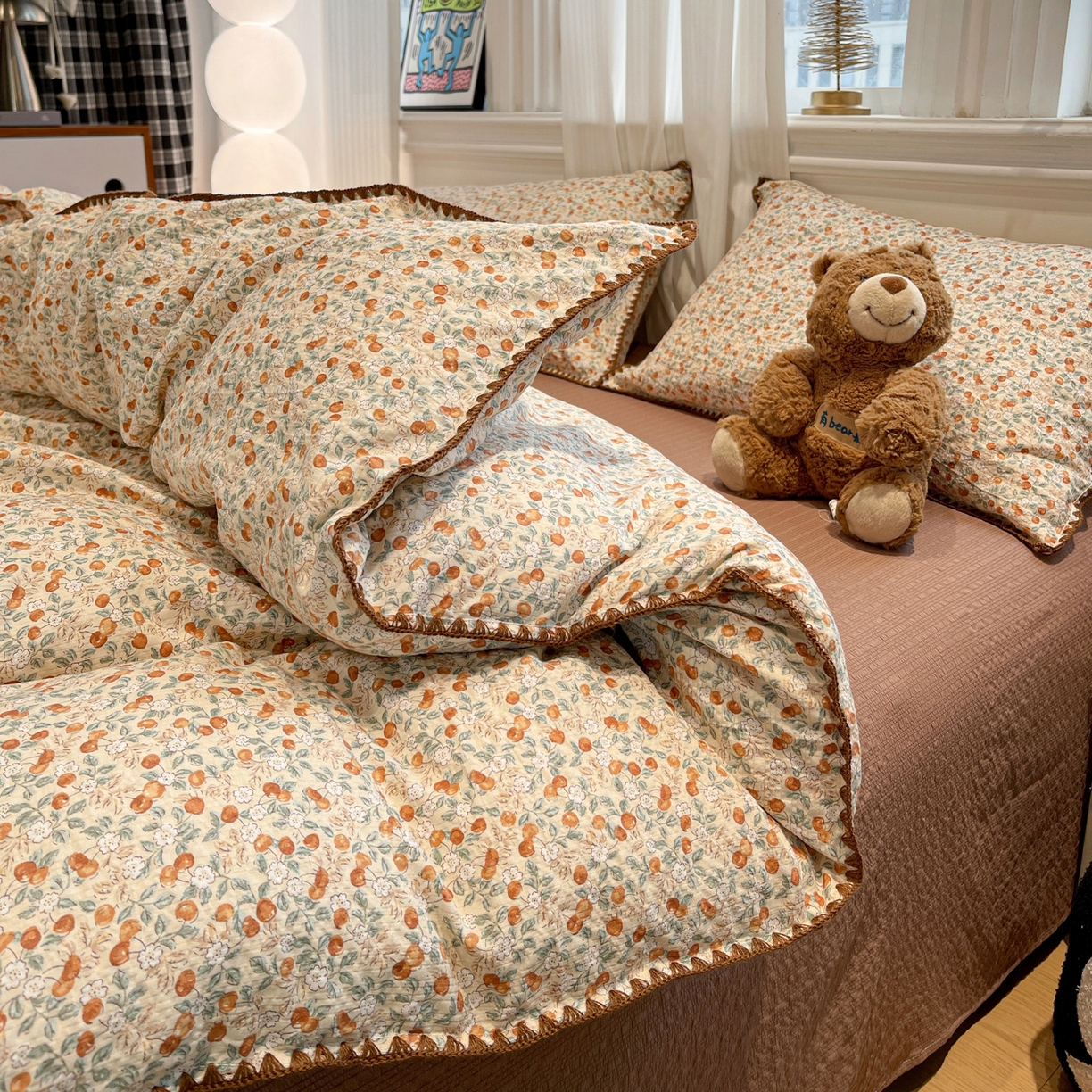 91家纺网 家纺一手货源 找家纺 仟网汇 2026新款云感泡芙棉小清新印花贝壳边四件套 青涩樱桃