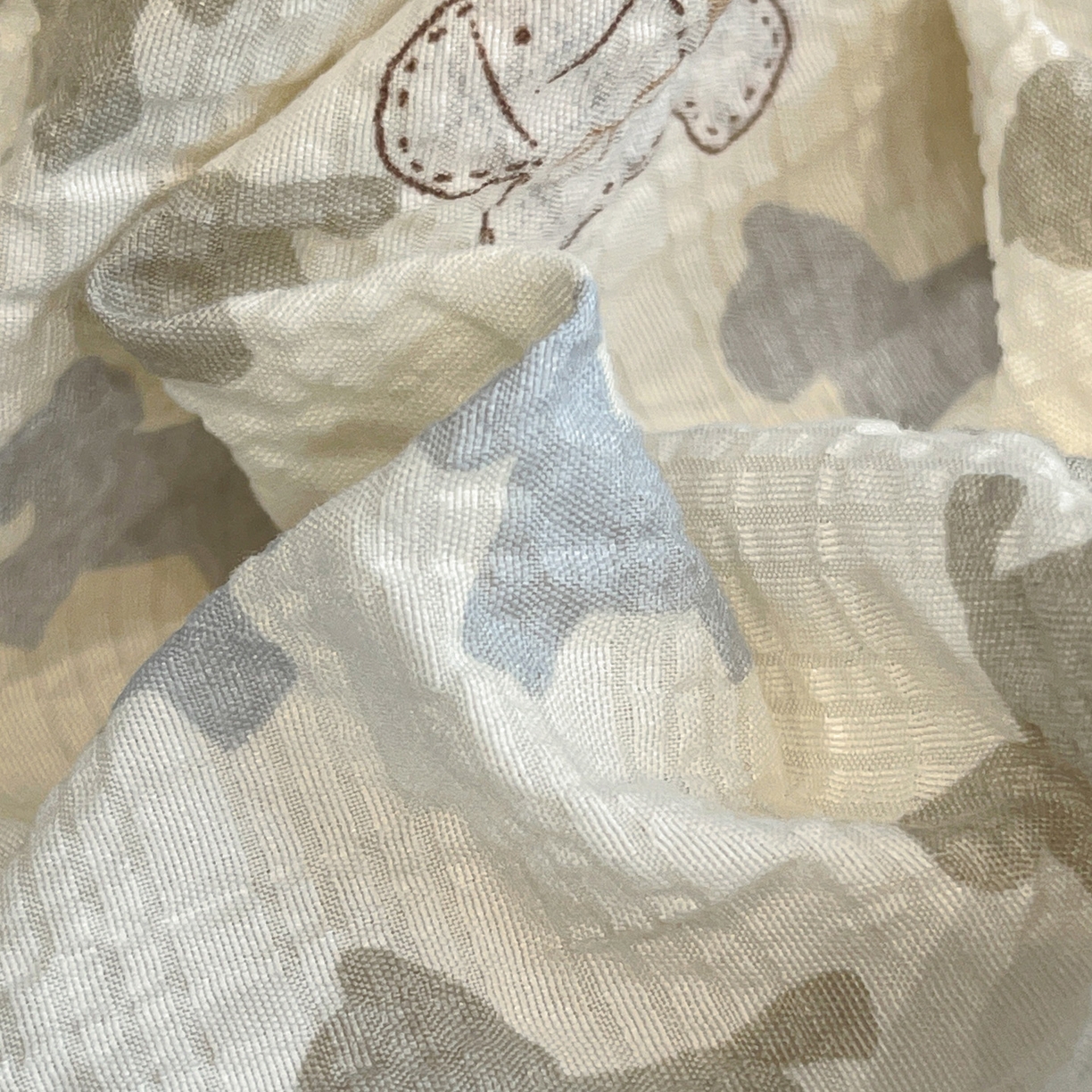 91家纺网 家纺一手货源 找家纺 仟网汇 2026新款云感泡芙棉小清新印花贝壳边四件套 萌趣小马