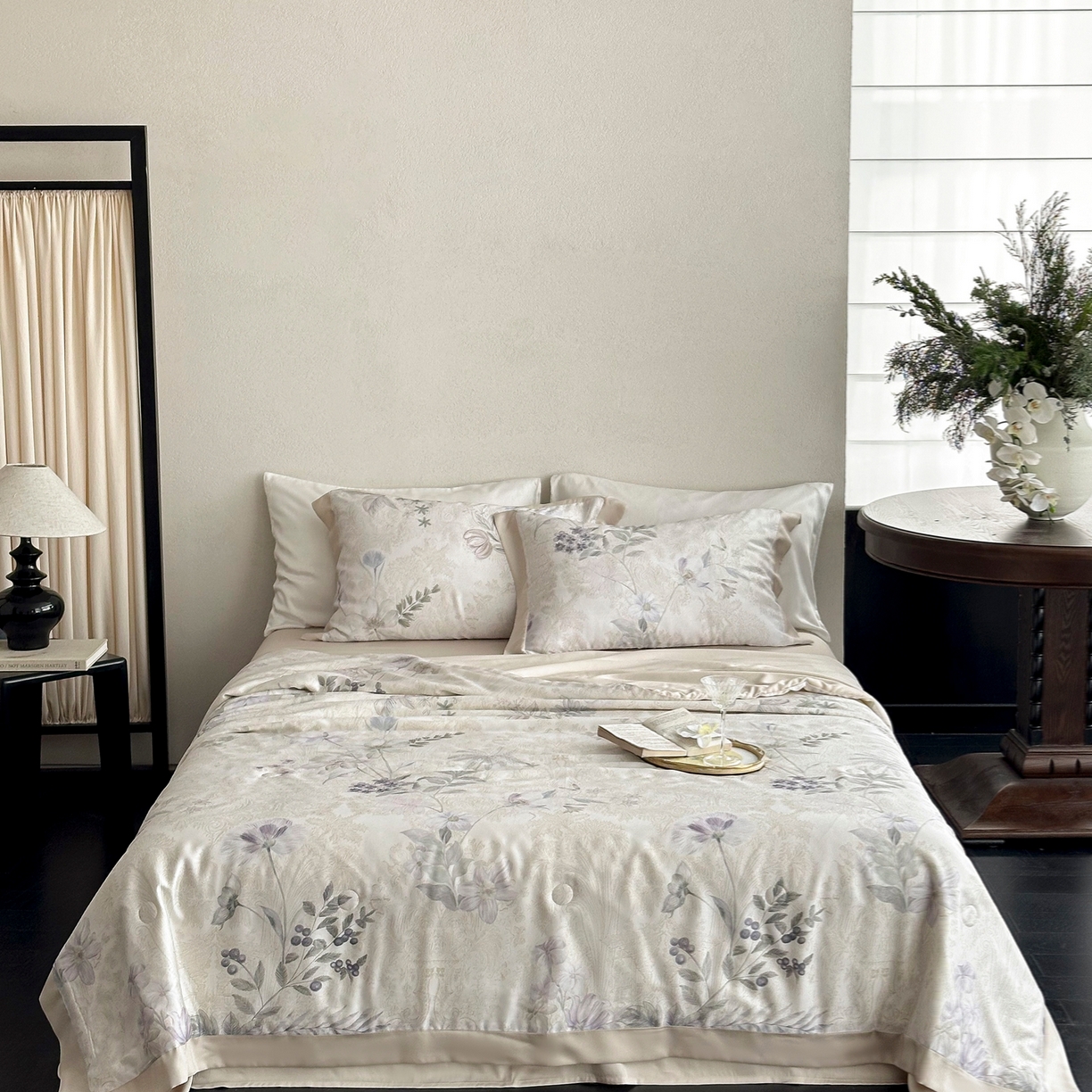 91家纺网 家纺一手货源 找家纺 黛舒家居 2026年春夏款80S天丝夏被夏被四件套 青雾凝香