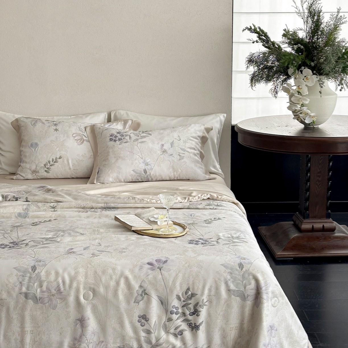 91家纺网 家纺一手货源 找家纺 黛舒家居 2026年春夏款80S天丝夏被夏被四件套 青雾凝香