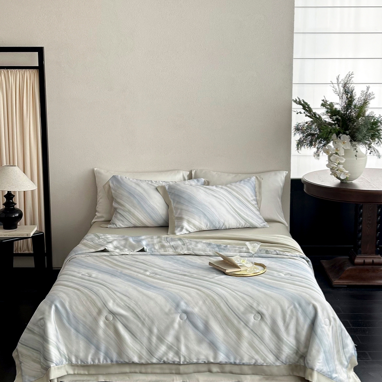 91家纺网 家纺一手货源 找家纺 黛舒家居 2026年春夏款80S天丝夏被夏被四件套 云屿晨纱