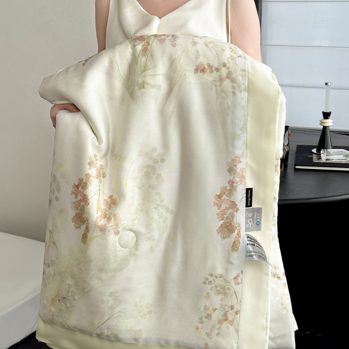 91家纺网 家纺一手货源 找家纺 黛舒家居 2026年春夏款80S天丝夏被夏被四件套 碧涧清岚