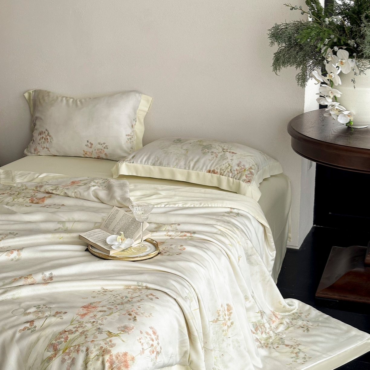 91家纺网 家纺一手货源 找家纺 黛舒家居 2026年春夏款80S天丝夏被夏被四件套 碧涧清岚