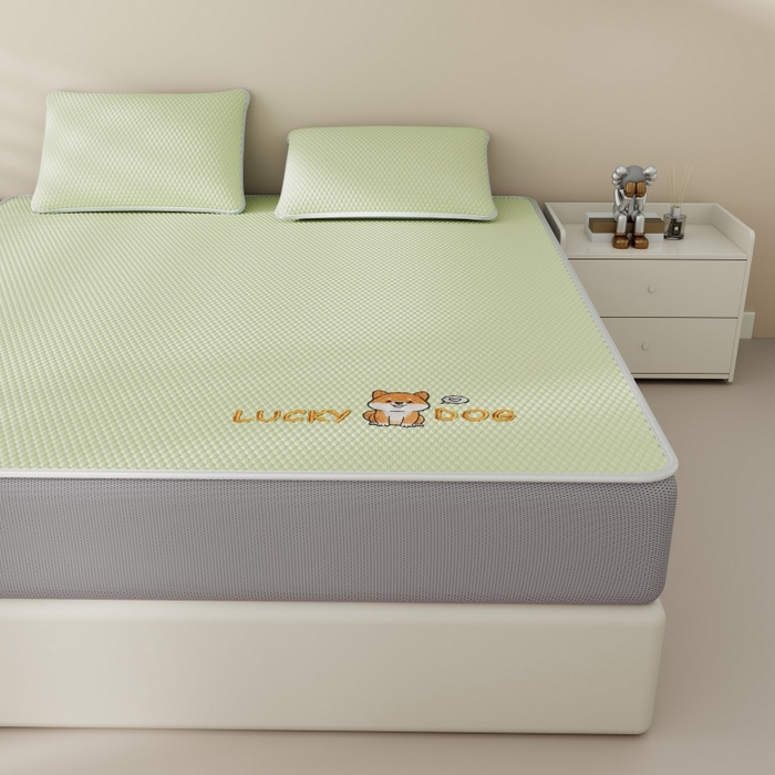 91家纺网 家纺一手货源 找家纺 福来临家纺  2026新款A类凉豆豆凉感席系列PE冰豆豆席-床笠款-床席款 幸运小狗-绿床笠款