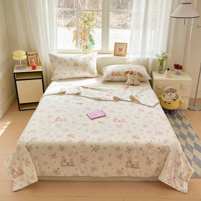 91家纺网 家纺一手货源 找家纺 大彩家居 2026新款韩版卡通治愈系凉感空调被 莫奈花园兔