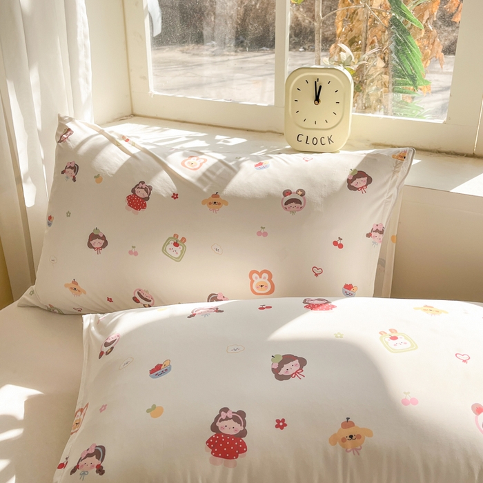 91家纺网 家纺一手货源 找家纺 大彩家居 2026新款韩版卡通治愈系凉感空调被 樱桃兔耳朵