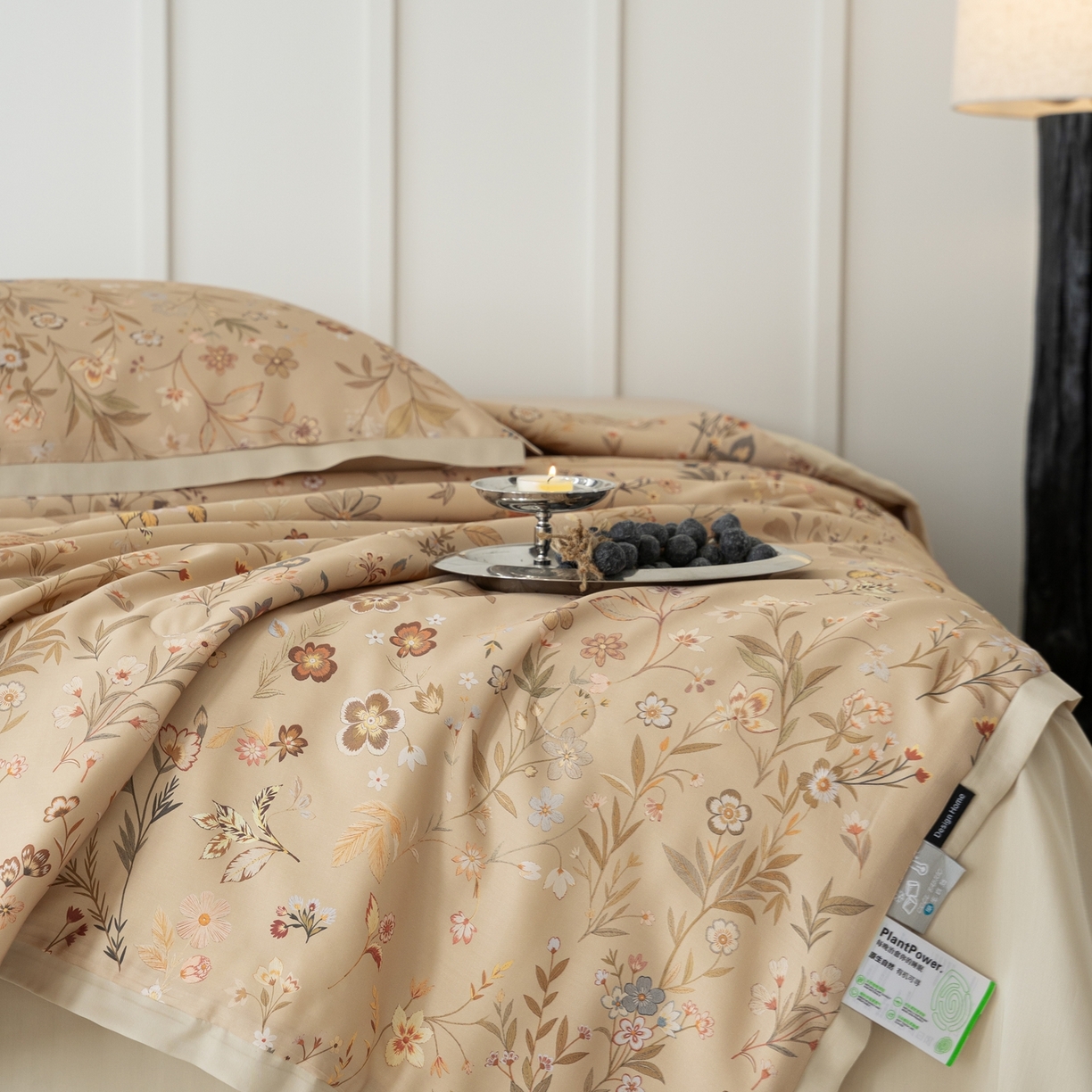 91家纺网 家纺一手货源 找家纺 黛舒家居 2026年春夏款50S天丝夏被四件套 暗香绘