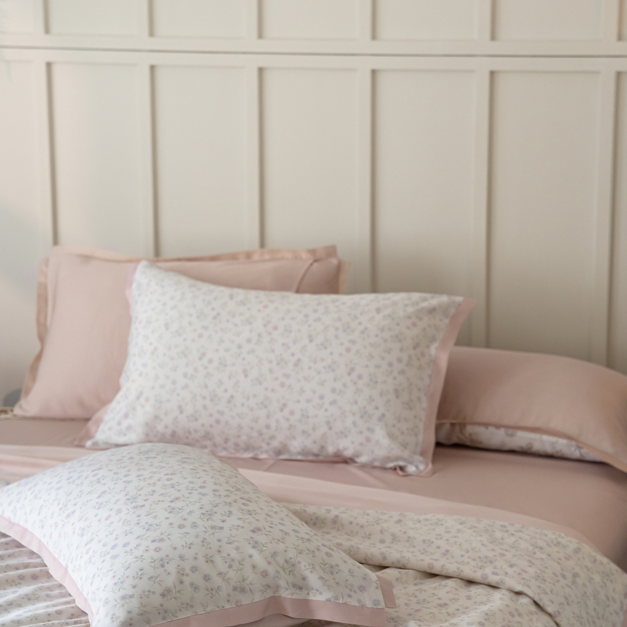 91家纺网 家纺一手货源 找家纺 黛舒家居 2026年春夏款50S天丝夏被四件套 茶汐梦